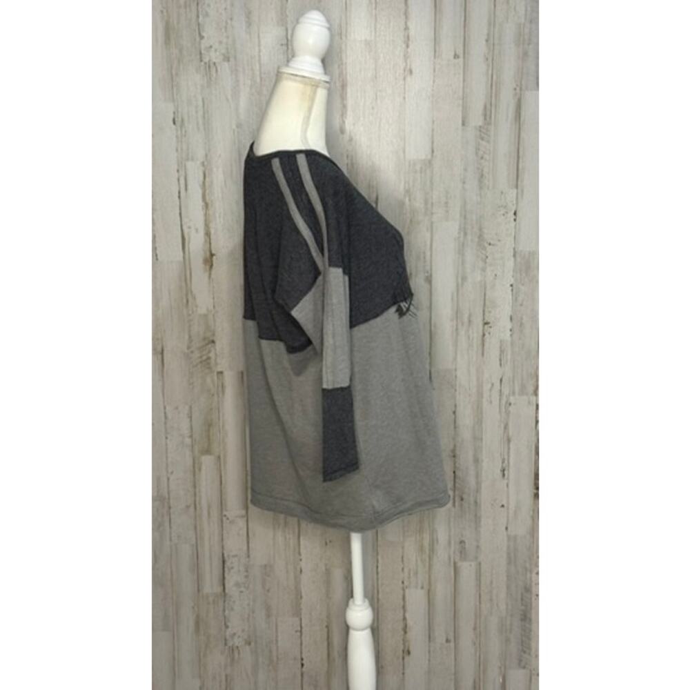 We The Free Women's Gray Colorblock 3/4 Sleeve Blouse Size Small Casual - Picture 2 of 6